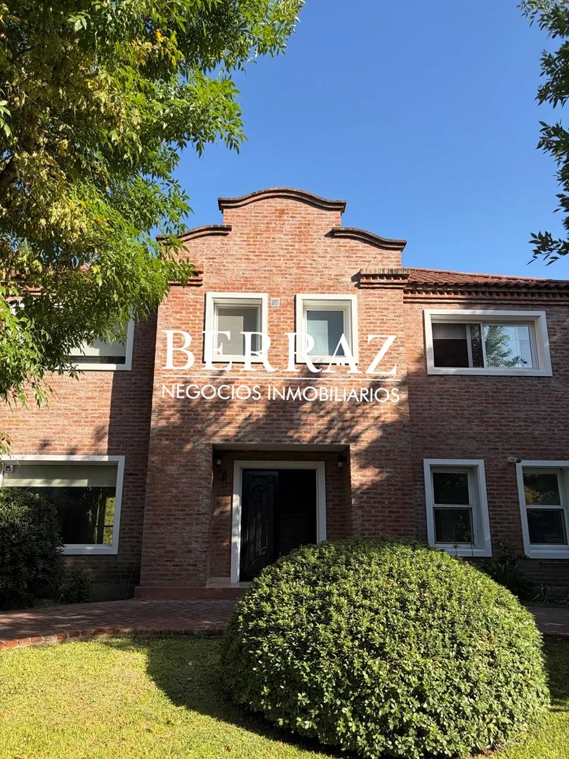 Casa Alquiler 5 Ambientes Barrio Los Sauces Lote De 880 M2 Pilar