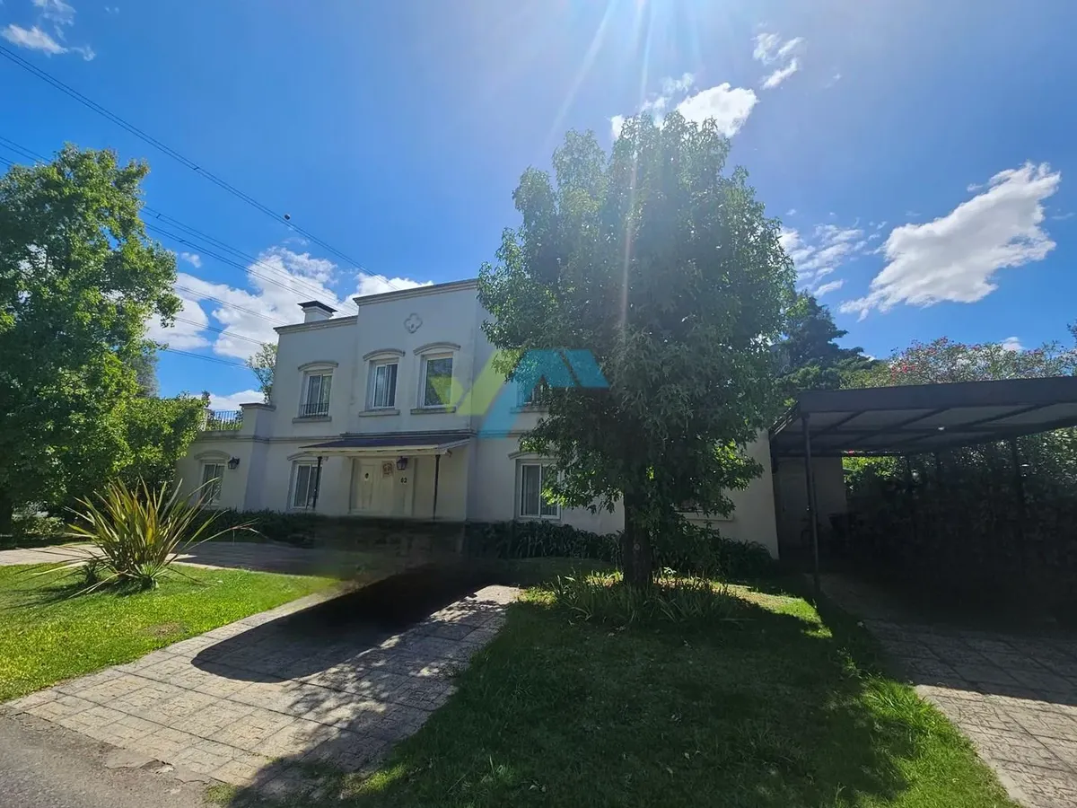 Casa tipo chácara para alugar em Las Condes, Pilar