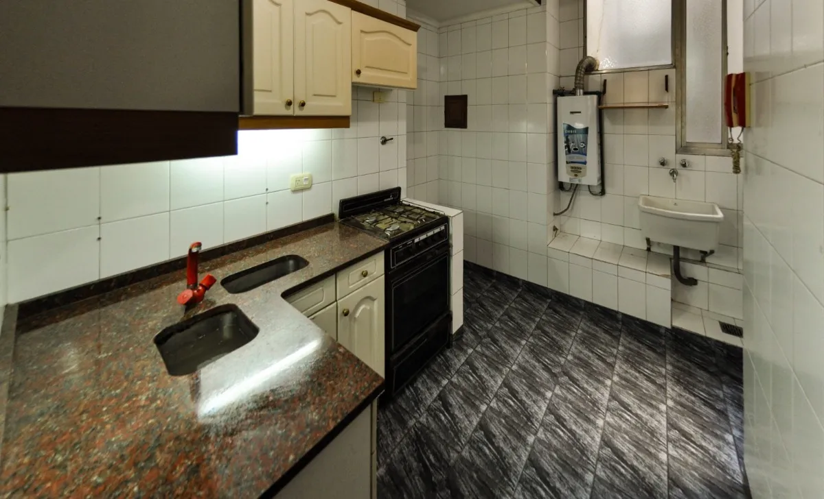 Apartamento de três ambientes com 2 quartos para alugar em Caballito