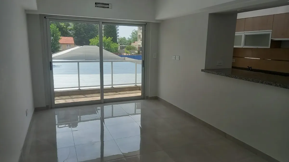 Apartamento de dois ambientes a estrear em Lanús Este
