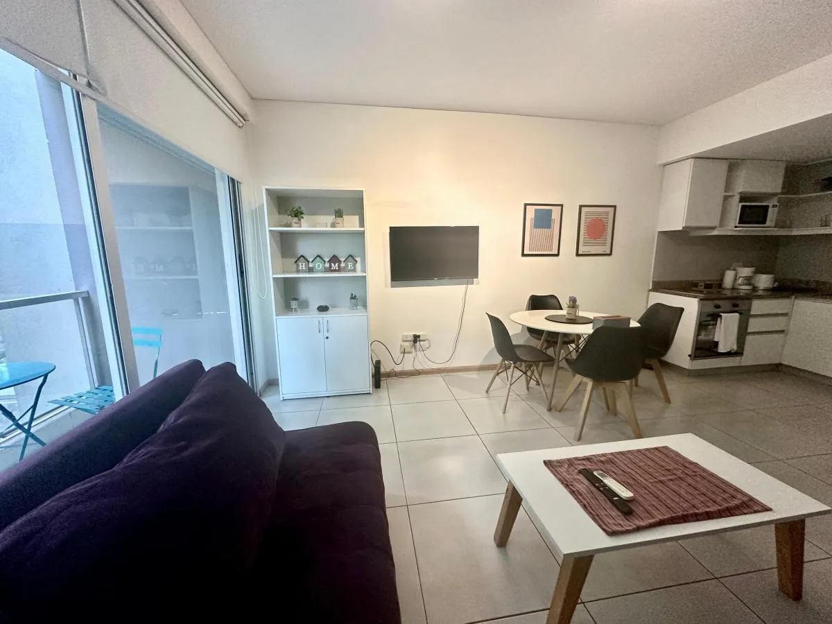 Меблированная двухкомнатная квартира в Núñez