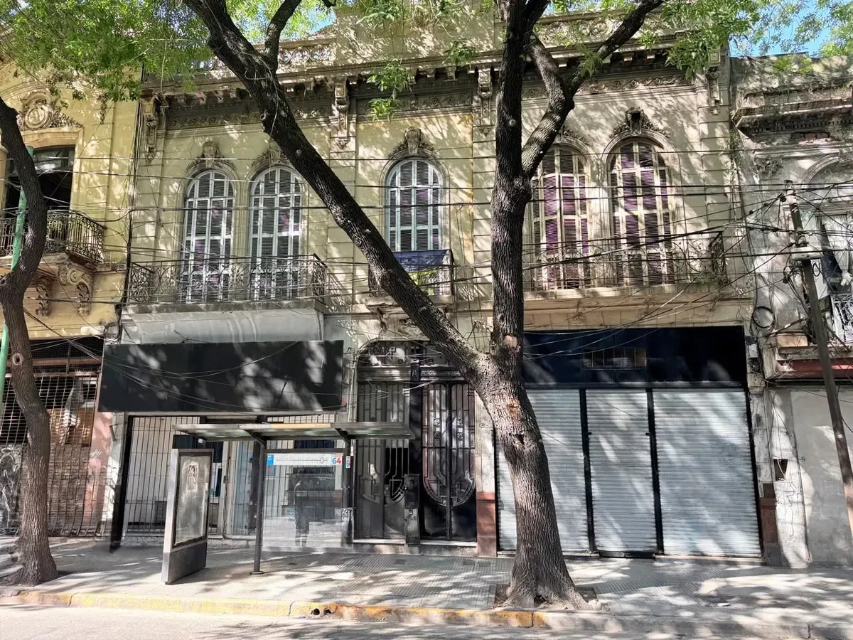 Apartamento tipo PH de 3 ambientes com pátio em La Boca