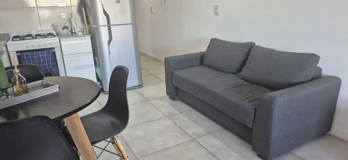 Квартира-студия с балконом и мебелью в Villa del Parque