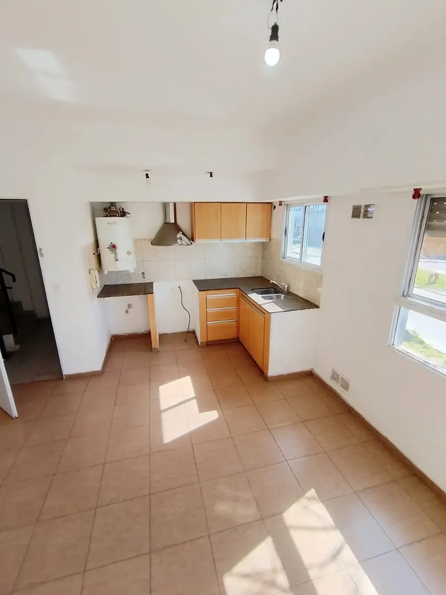 Departamento En Alquiler En Berazategui