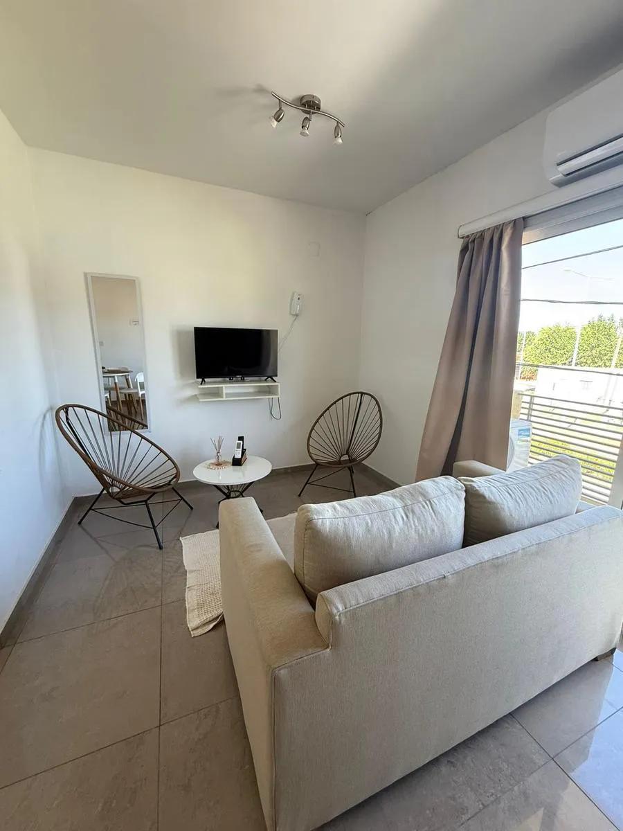 Departamento Amoblado En Alquiler