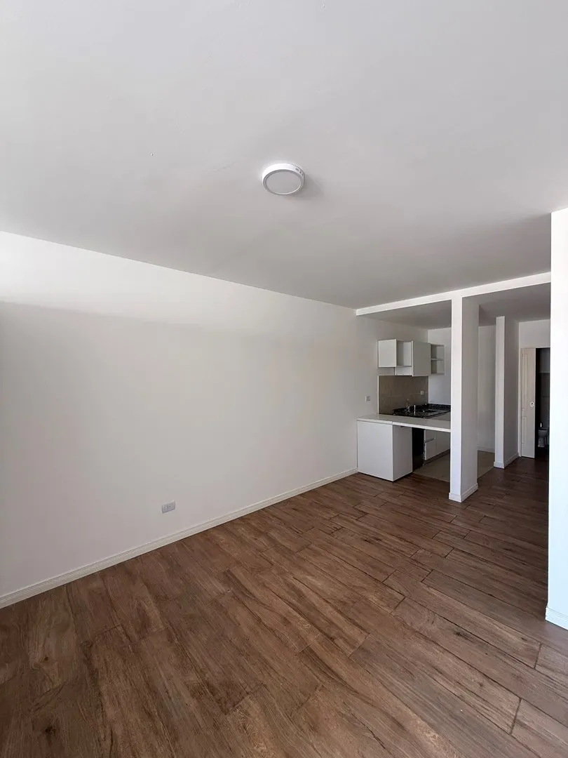 Kitnet no 10º andar de frente em San Nicolás