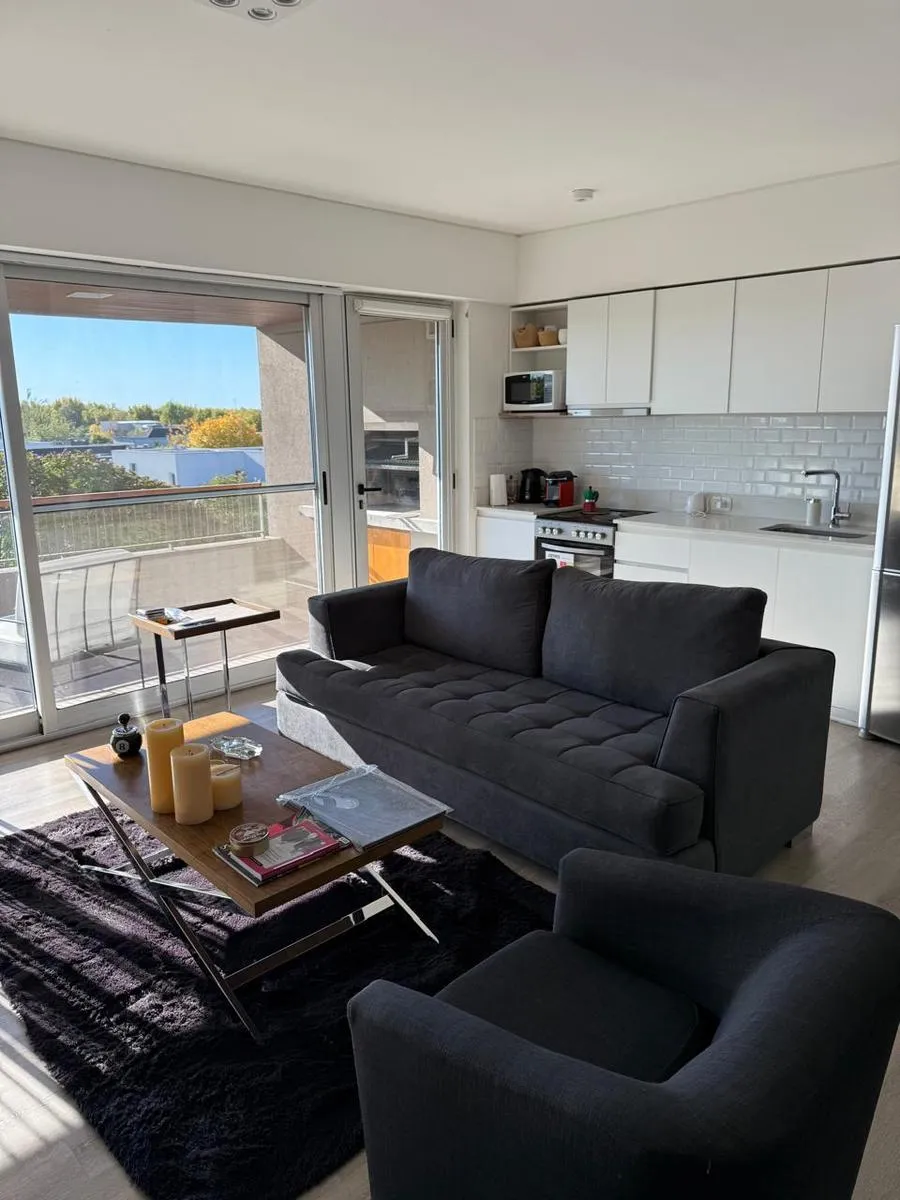 Furnished two-bedroom apartment in Victoria (Quartier Buenavista)