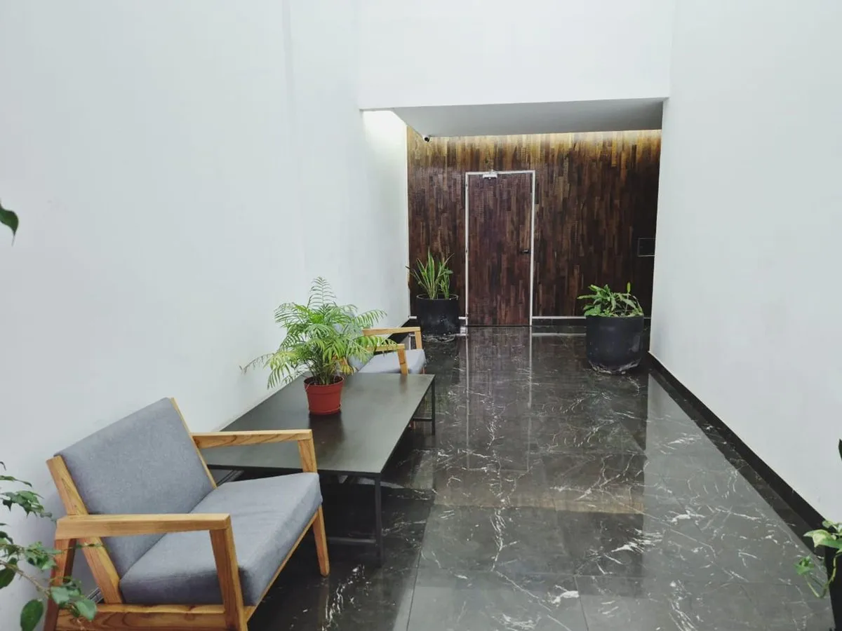 Monoambiente con balcón en San Cristóbal