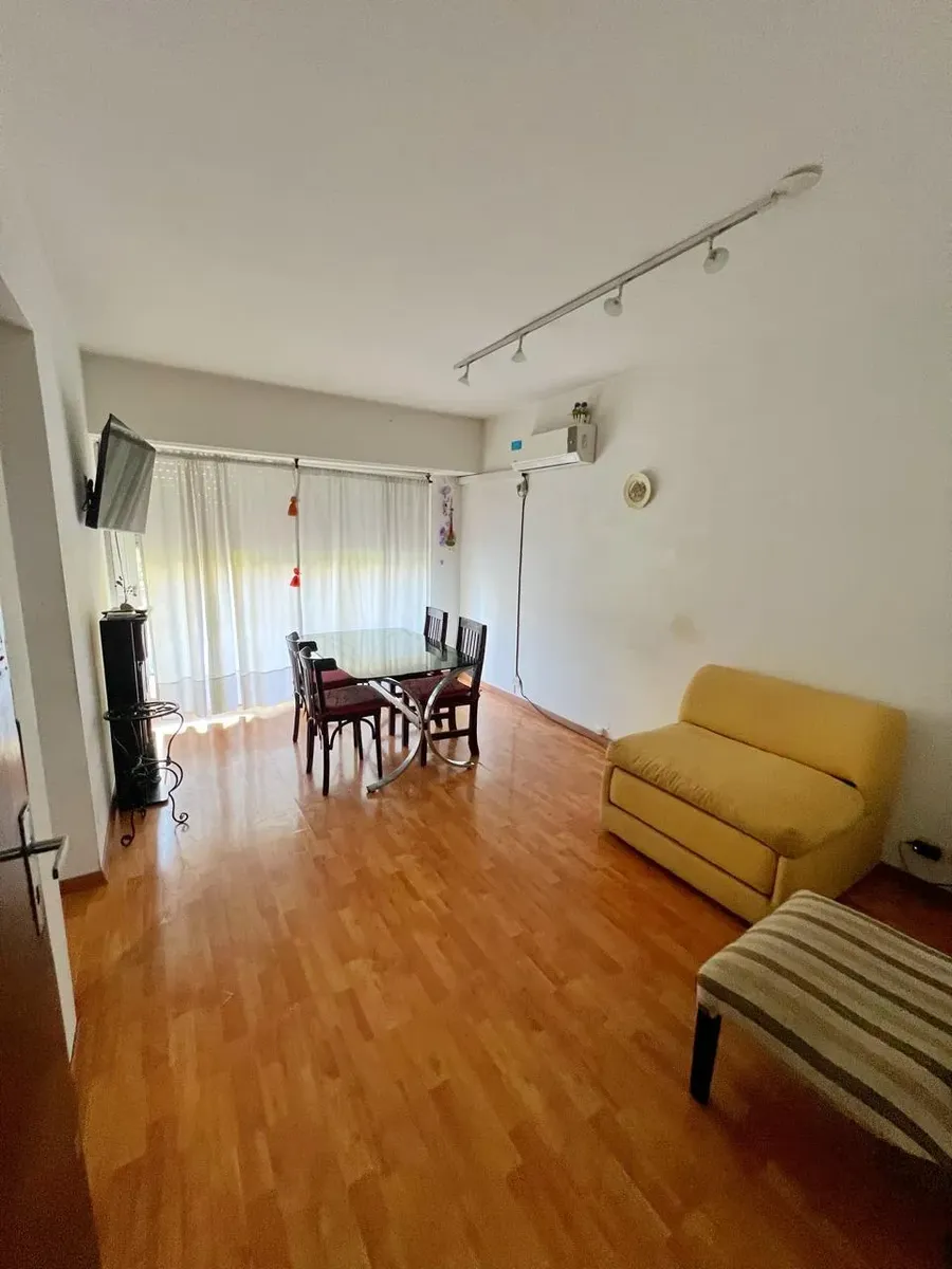 Меблированная квартира с 1 спальней в Saavedra