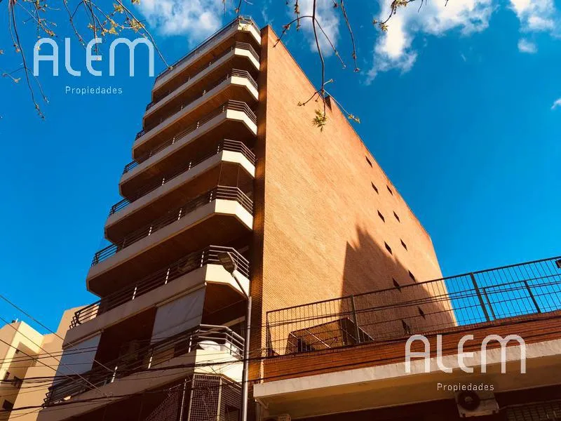 Apartamento semipiso de 3 ambientes com 2 dormitórios em Palermo Viejo
