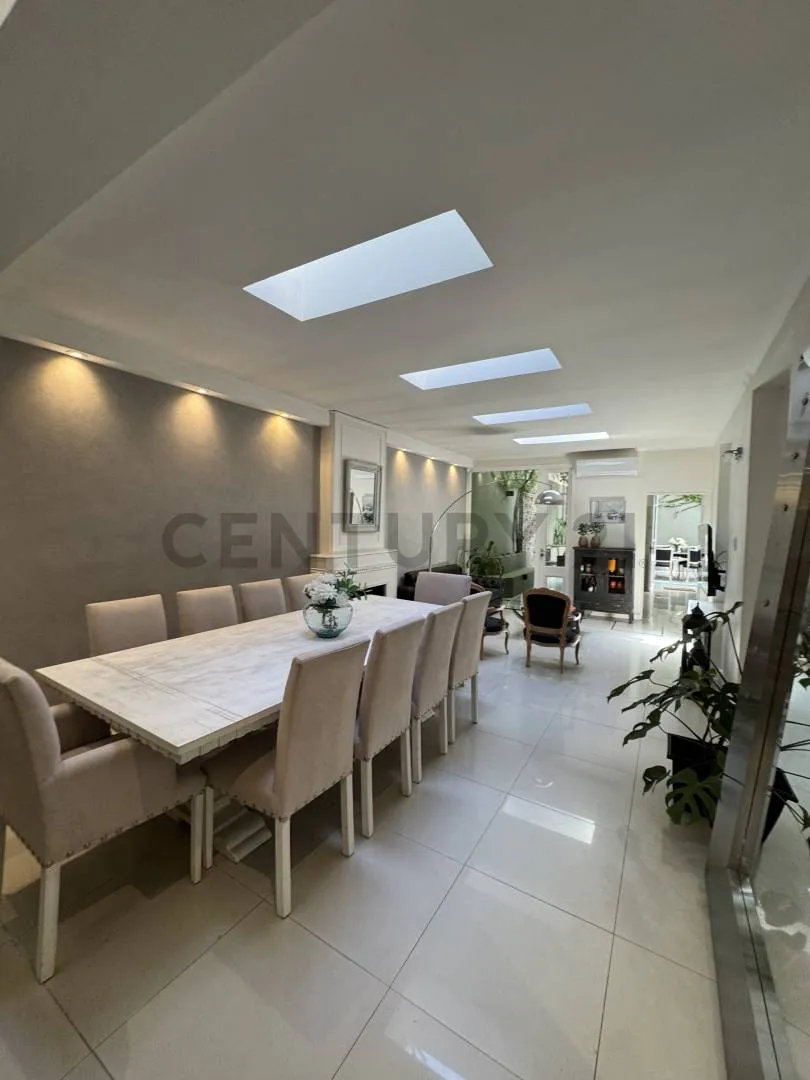 Многокомнатный дом с 4 спальнями в Caballito