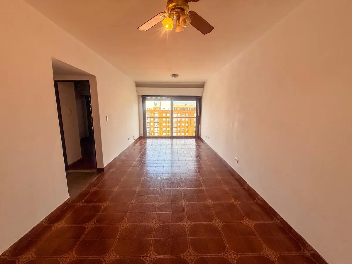 Two-room apartment in Ramos Mejía