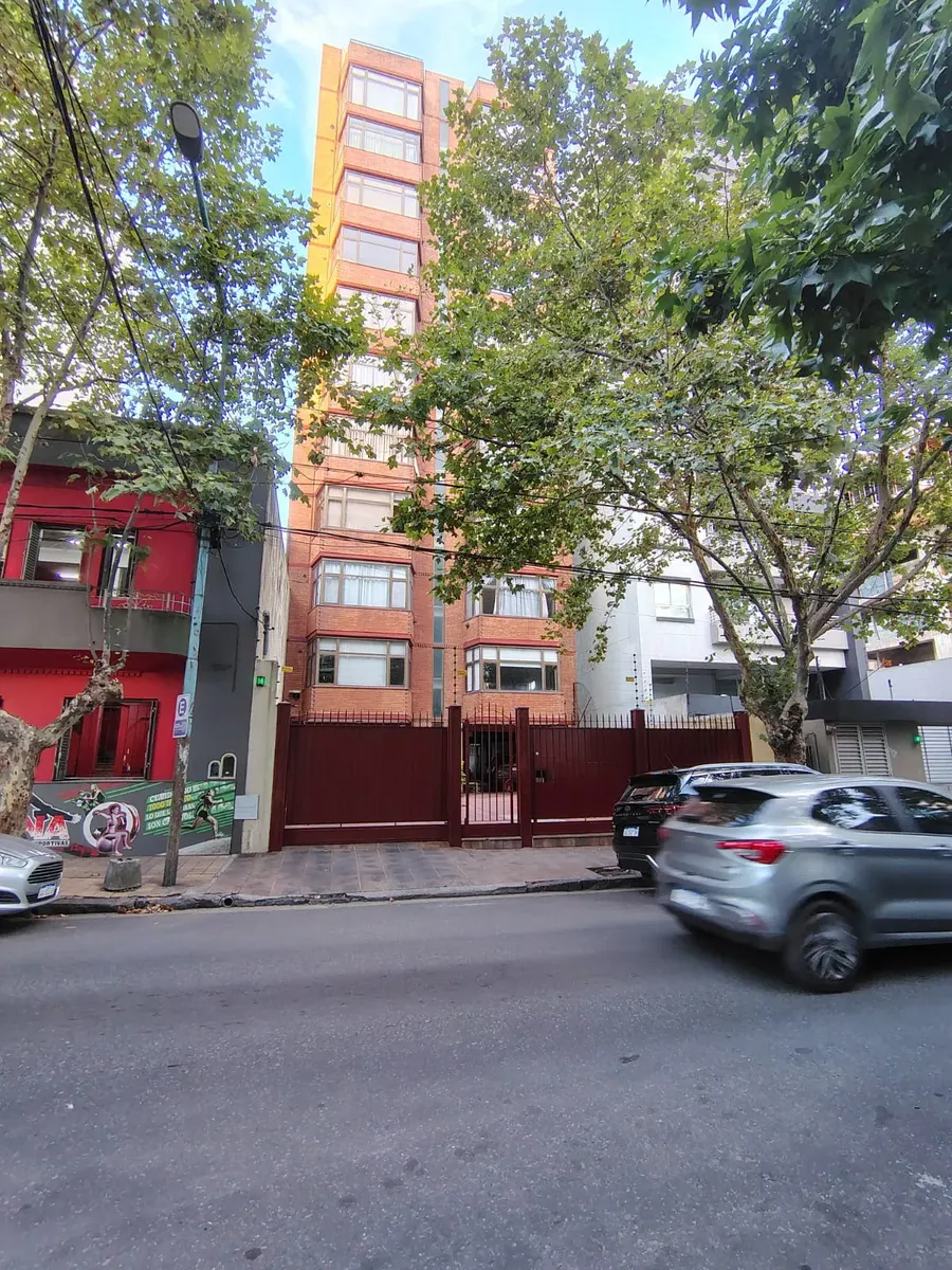 Полуэтажная квартира с 2 спальнями в Quilmes