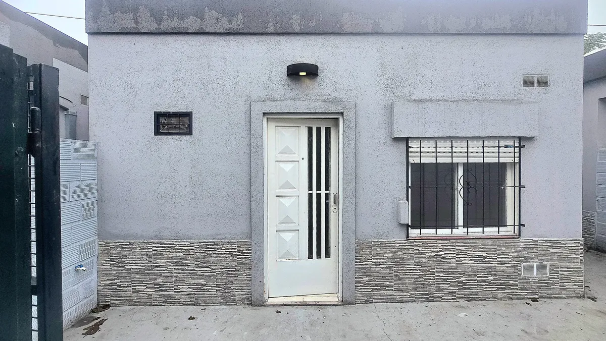 Departamento Ph. Centenario 300, Moreno