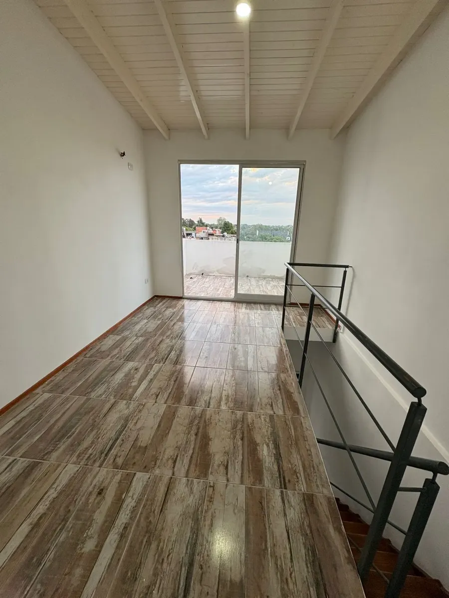Facilidades Alquiler Moderno Duplex 3 Ambientes Con Balcón Y Terraza