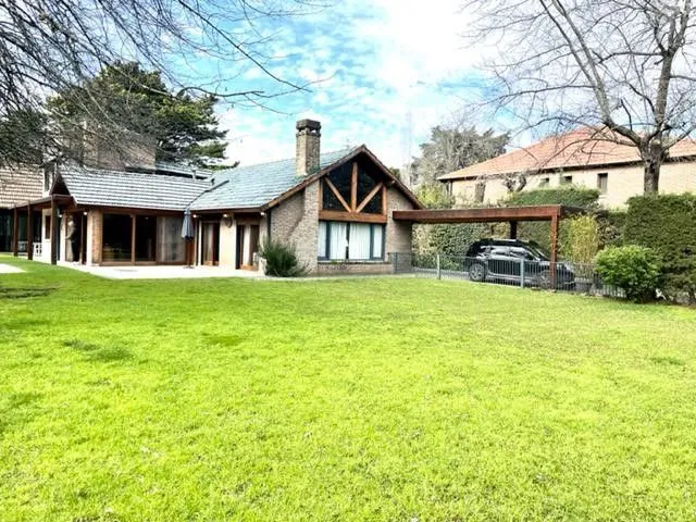 Аренда дома с 5 спальнями в Highland Park Cc, Pilar