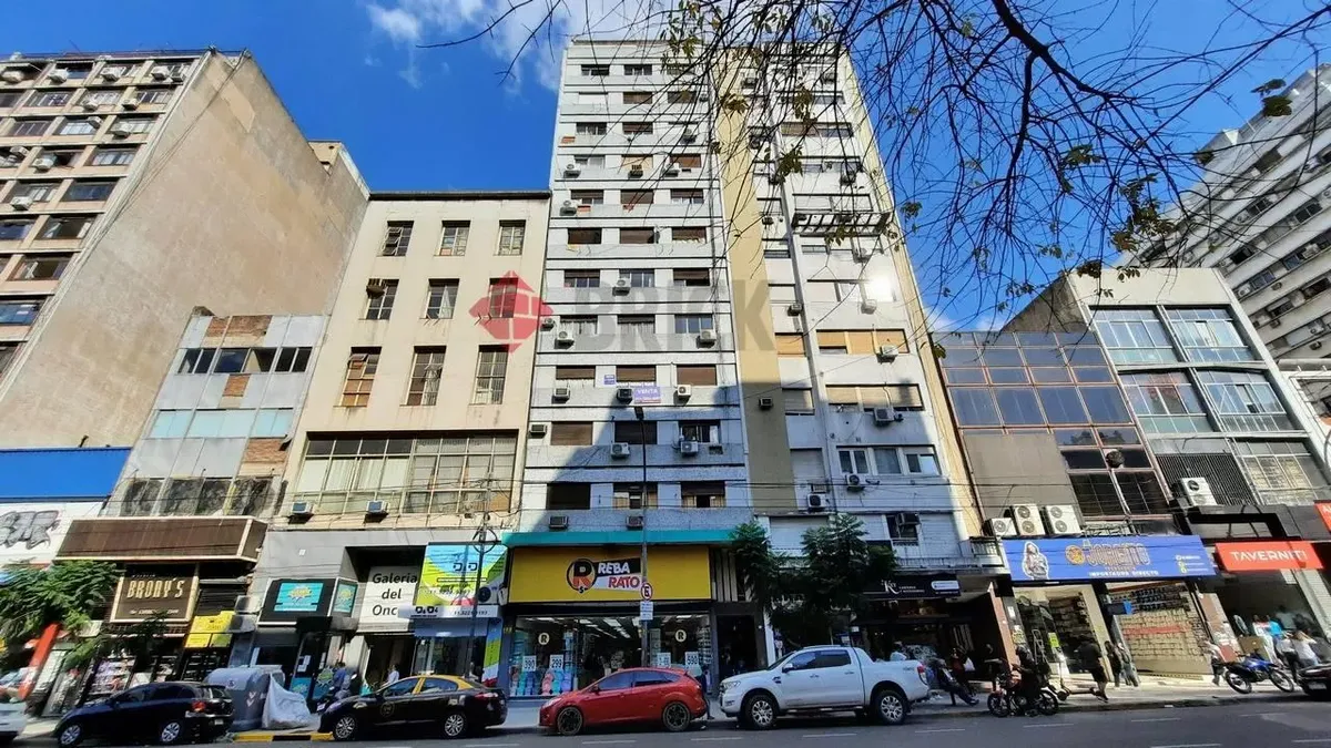 Monoambiente contrafrente en Balvanera