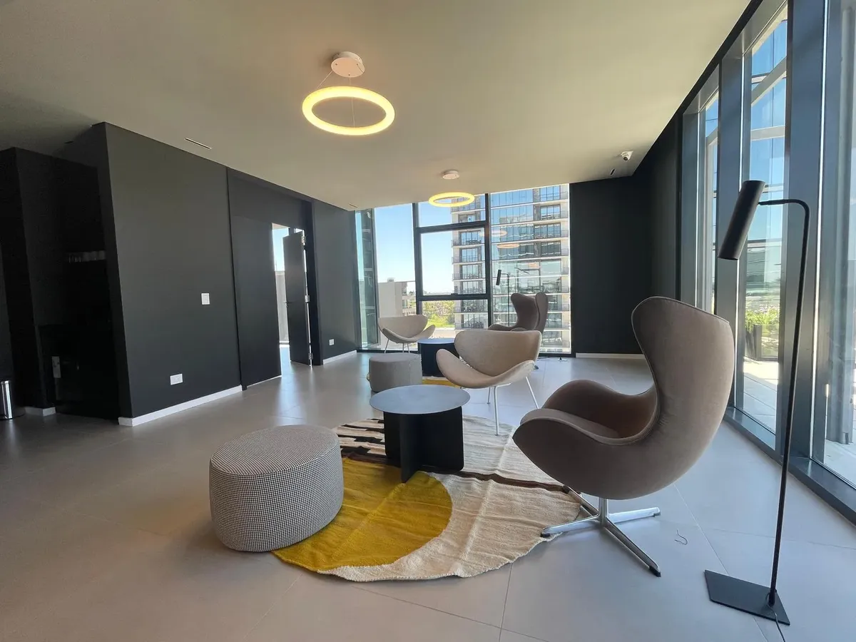 New studio apartment in Victoria, Palmas Park Buenavista