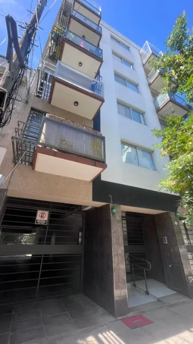 Two-room apartment in Flores with balcony, parking and contrafrente view