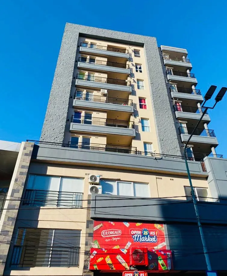 Departamento de 4 ambientes tipo oficina en Florencio Varela