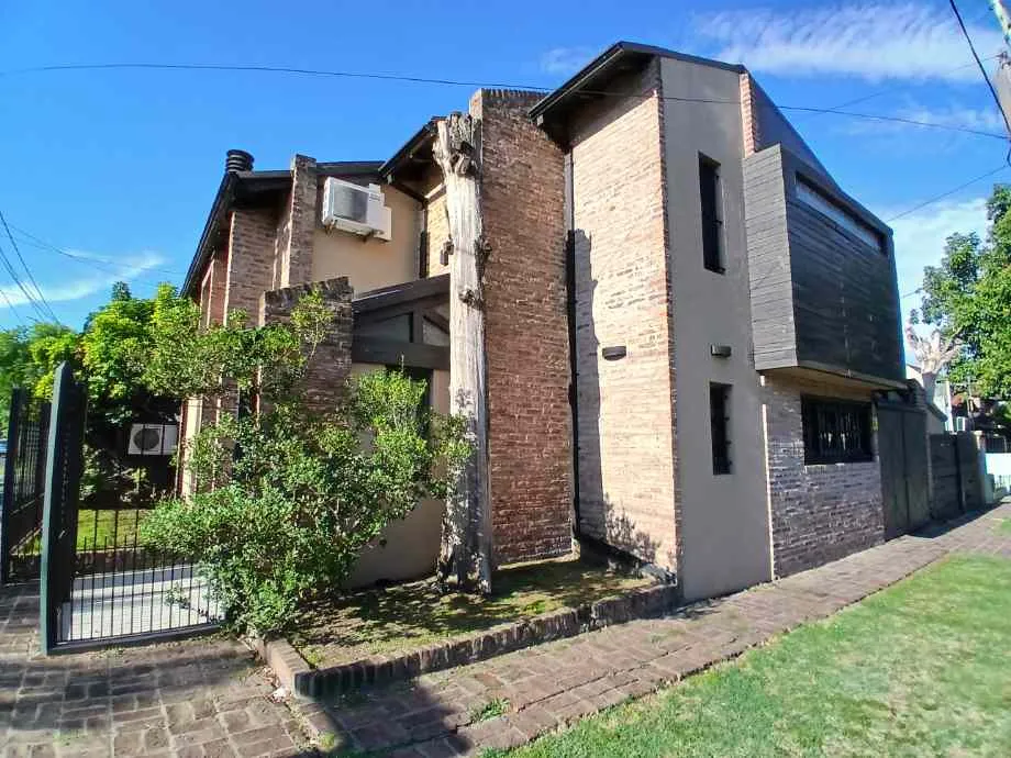 House for rent in Castelar Norte