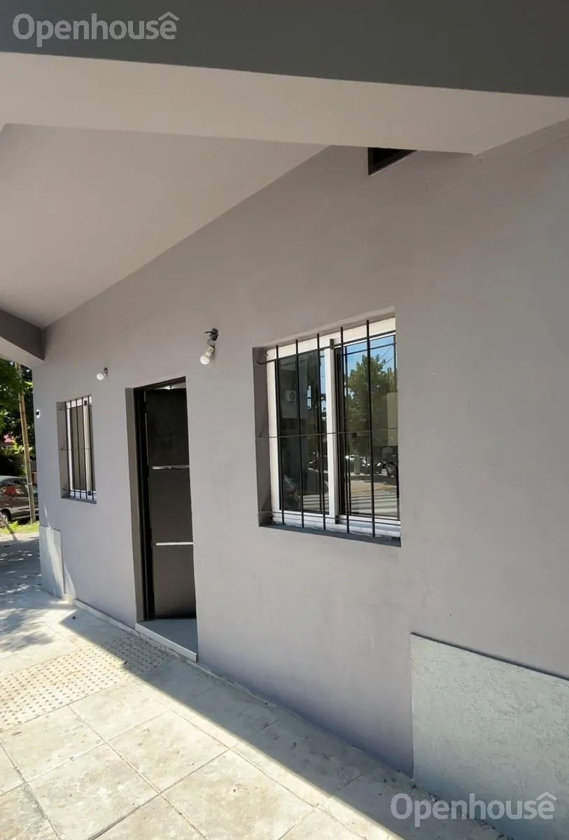 PH de dois e meio ambientes com 2 quartos em Mataderos