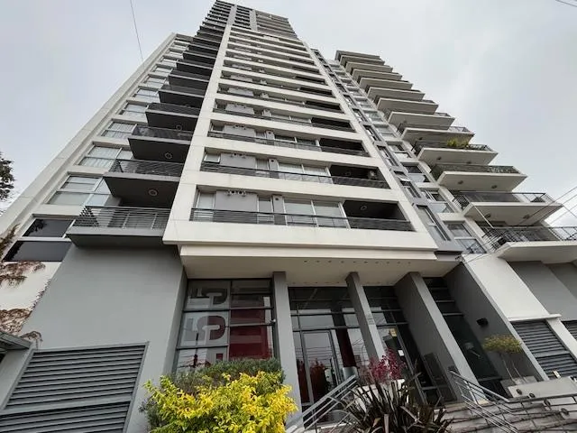 Departamento de 2 ambientes con balcón en Lomas de Zamora