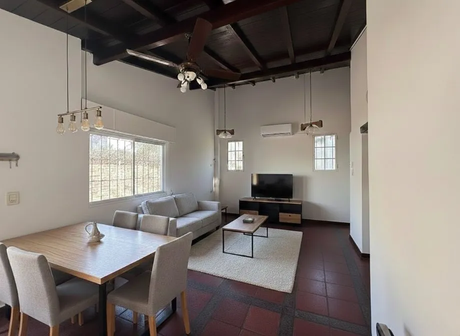 Two-bedroom PH apartment in Quilmes