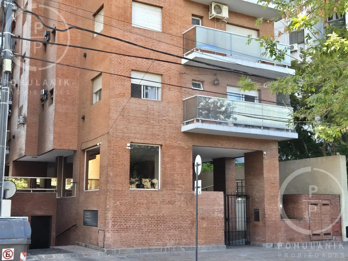 Квартира с двумя спальнями и парковочным местом в Colegiales