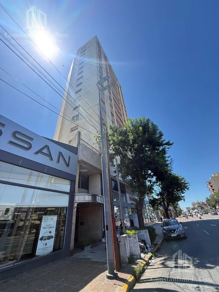 Apartamento de dois ambientes para aluguel em Lanús
