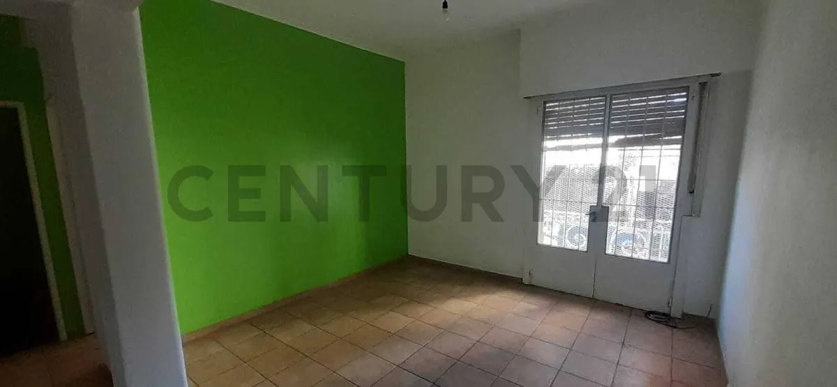 Apartamento de 3 dormitórios sem condomínio em La Plata
