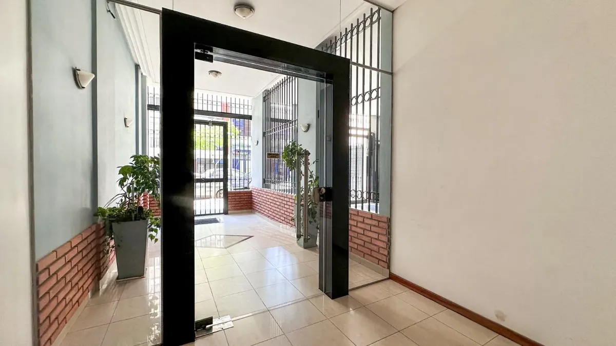 Apartamento de 3 ambientes com 2 quartos e vaga fixa no 7º andar em Caballito