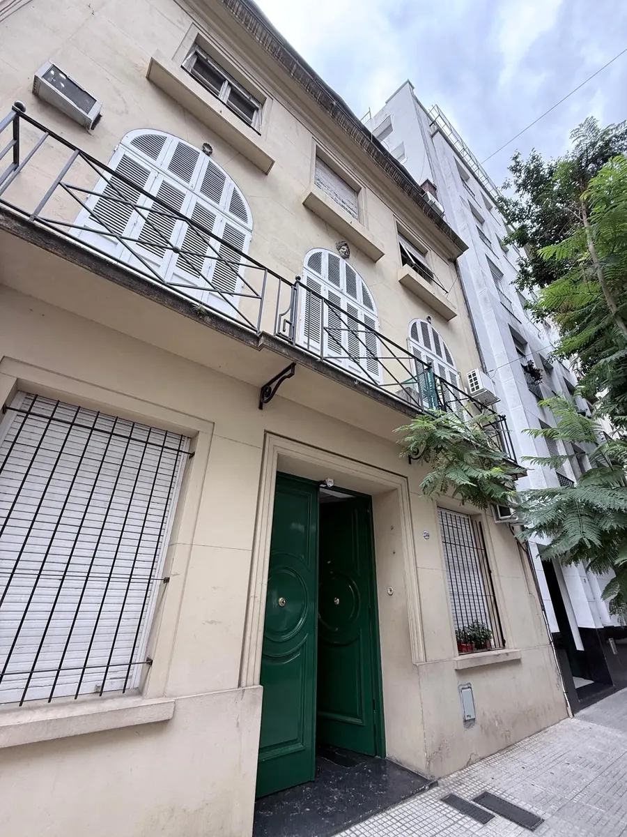Apartamento de um ambiente com mezanino em Recoleta