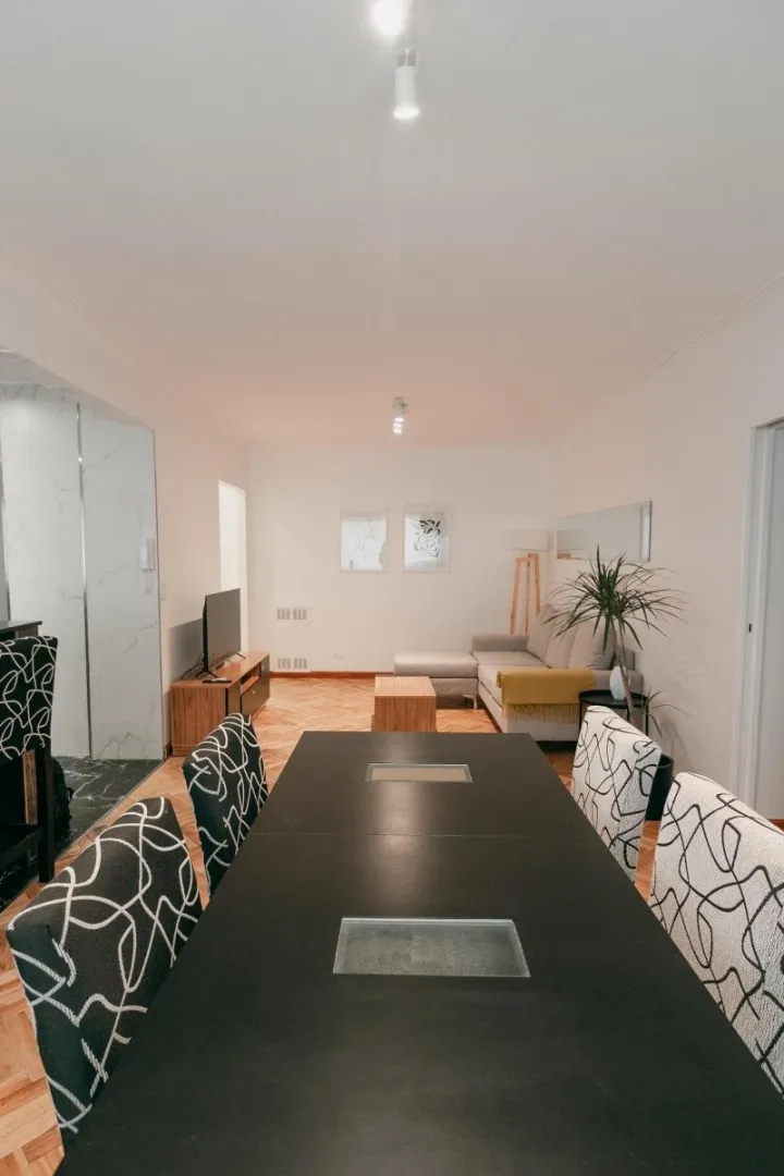 Remodelled furnished three-bedroom apartment with study in Balvanera