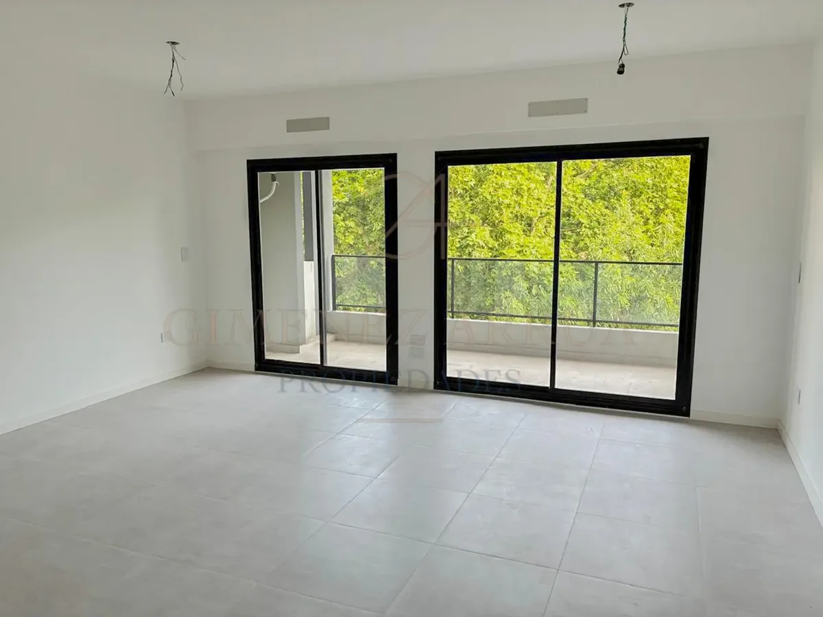 Monoambiente divisible de 47 m² a estrenar al frente de la estación Villa del Parque