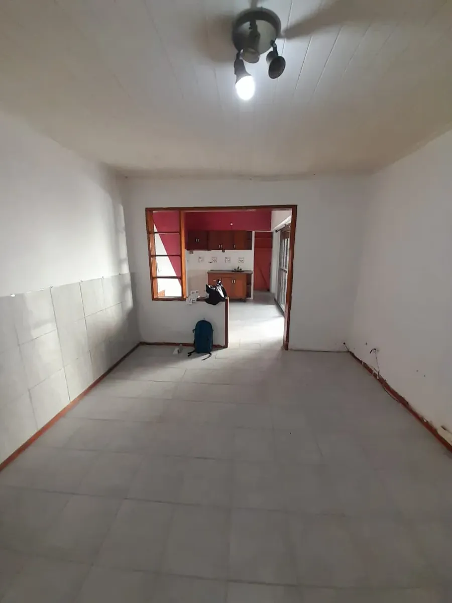 PH с 1 спальней, патио и большой террасой в Lanús