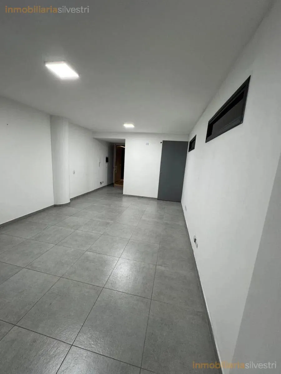 Kitnet para uso profissional em Colegiales