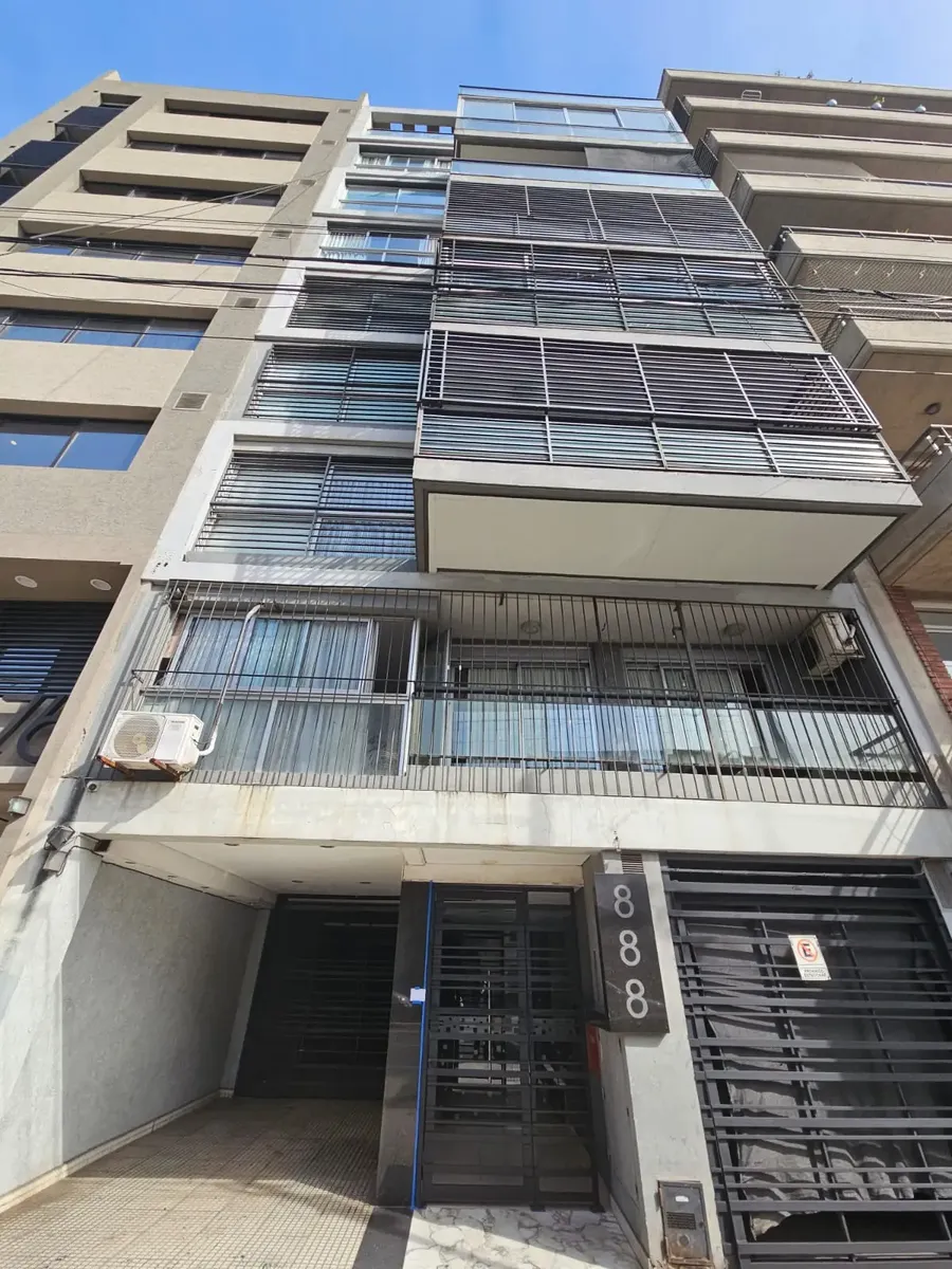Two-bedroom apartment in Flores