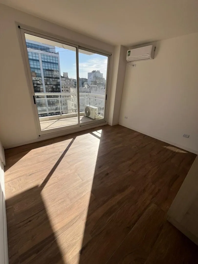 Kitnet com varanda em San Nicolás