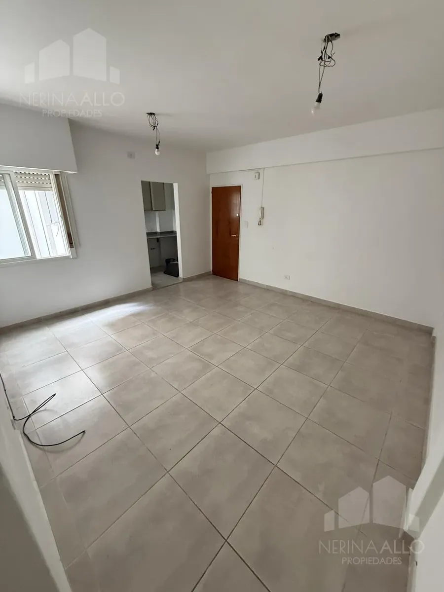 Departamento apto profesional de 3 ambientes en Castelar Norte