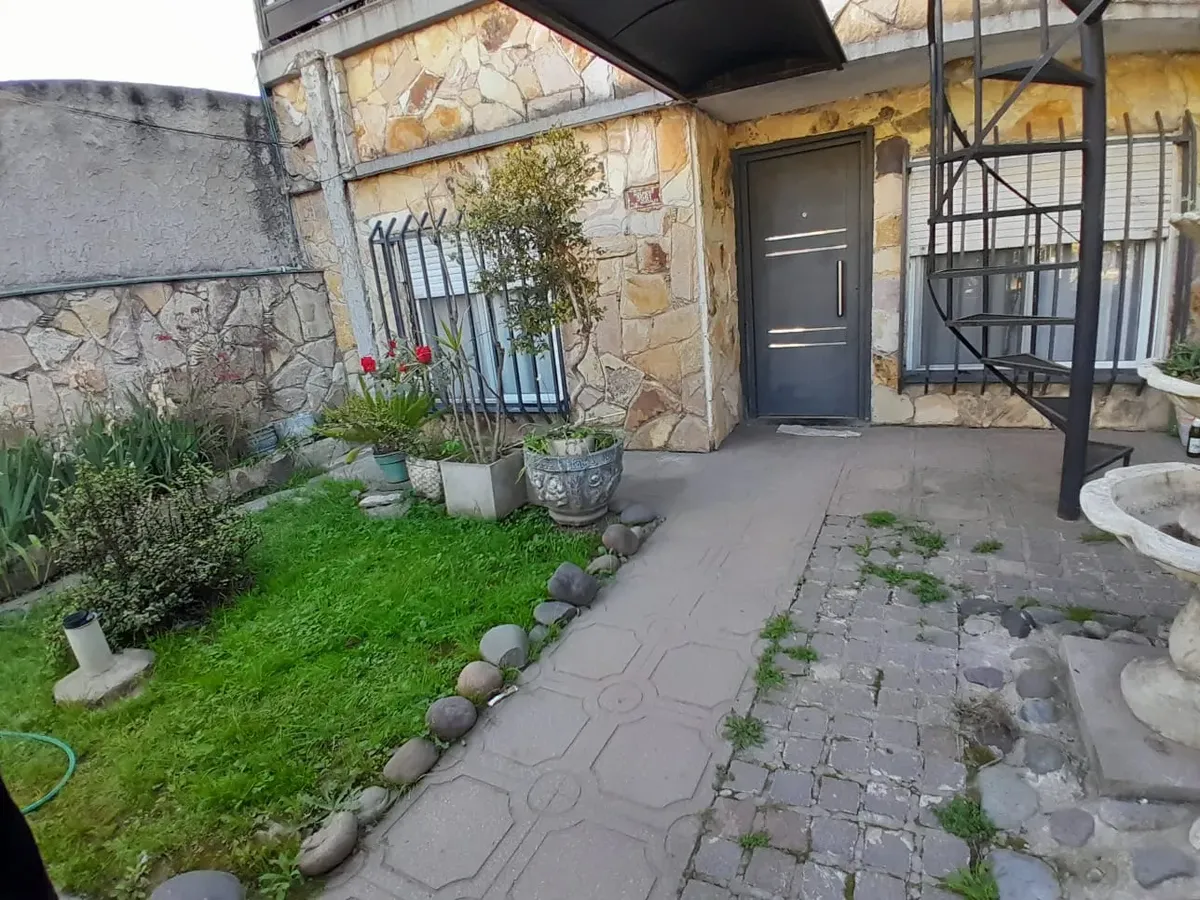 Departamento de 5 dormitorios en La Matanza