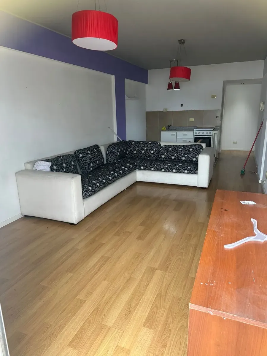 Monoambiente con balcón en alquiler en Villa Ortúzar