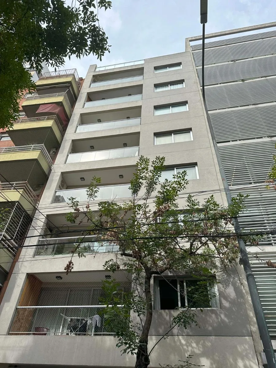 Kitnet com varanda em Palermo