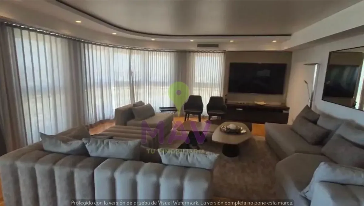 Апартамент на высоком этаже с 4 спальнями в Núñez