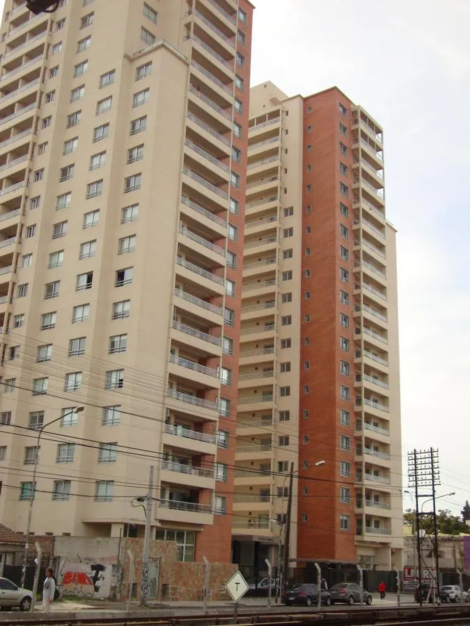 Departamento de 2 ambientes con cochera y baulera en Ramos Mejía Norte