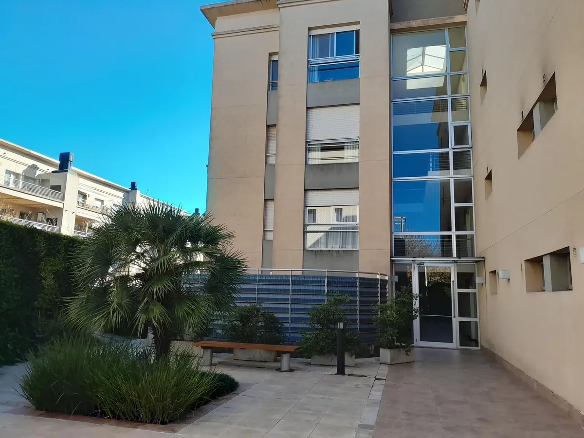 Apartamento de 1 dormitório em San Isidro