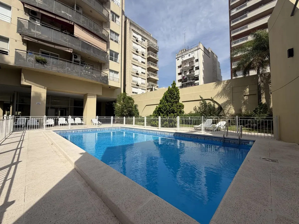 Трёхкомнатная квартира 80 m² в Caballito с балконом и парковочным местом