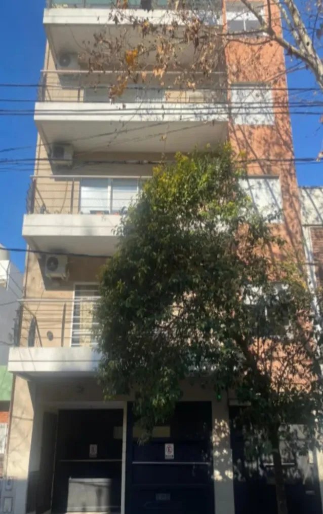Apartamento de dois ambientes com varanda em Villa Devoto