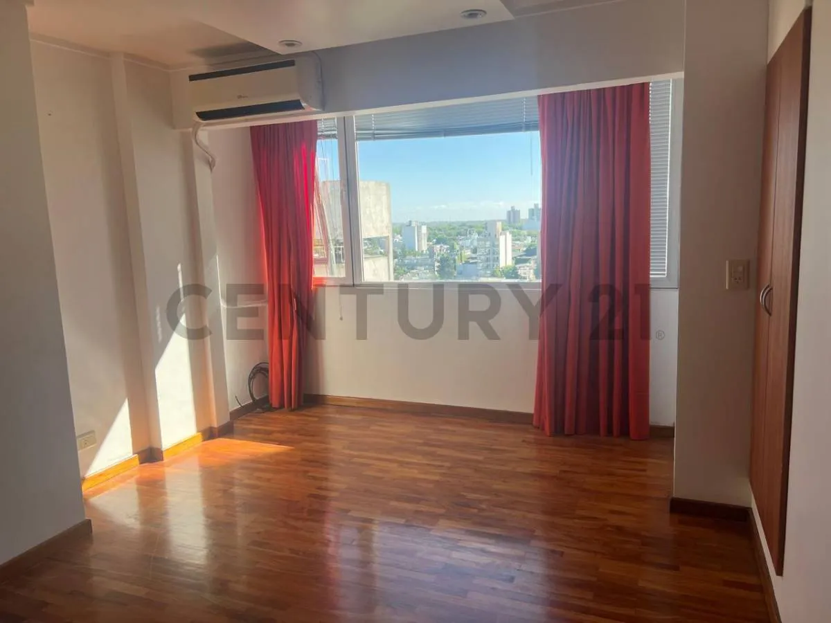 Apartamento com 3 dormitórios em La Plata