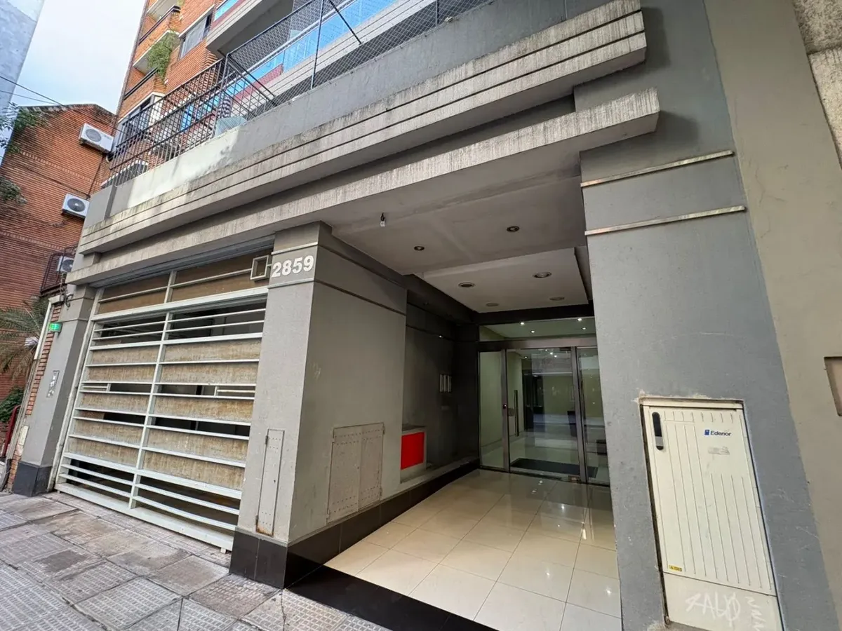 Monoambiente con balcón en Belgrano